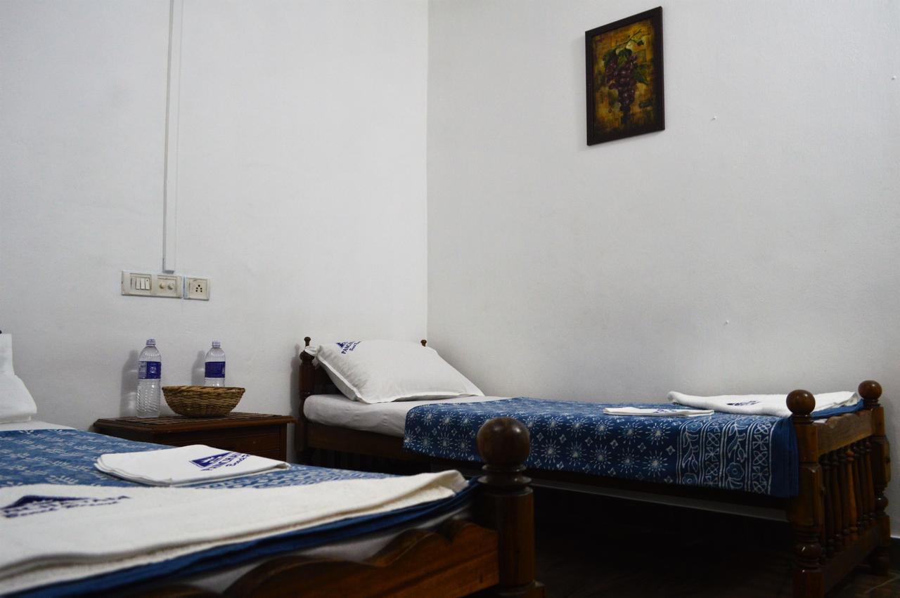 Panchavadi Ayurvedic Beach Resort Varkala Exterior foto